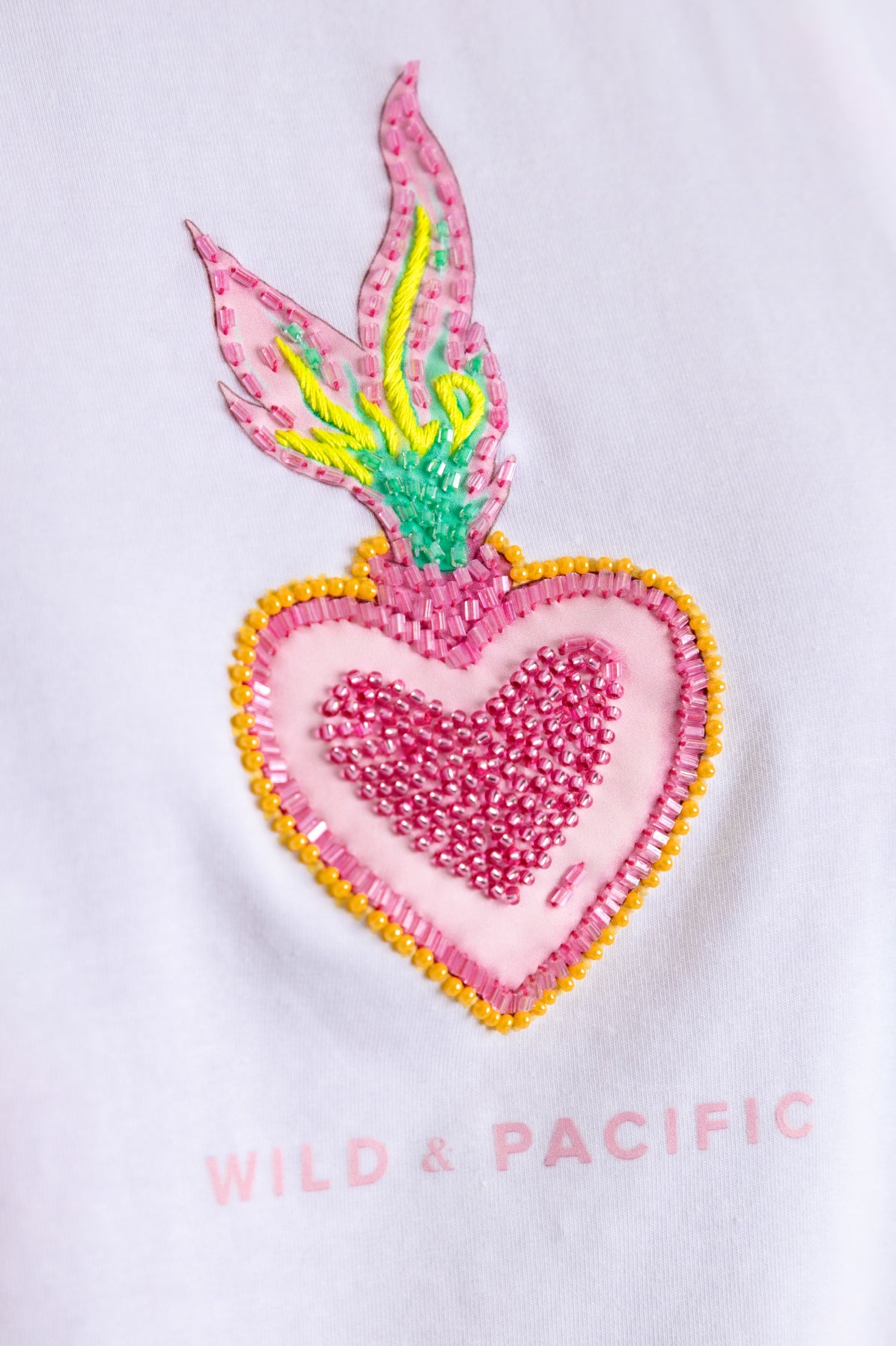 HEART - WILD TEE - CROP TOP